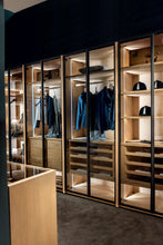 Ankleide/Kleiderschrank