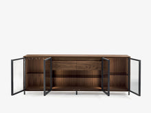 Sideboard mit Glastüren