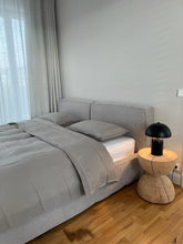 Hocker aus Zedernholz