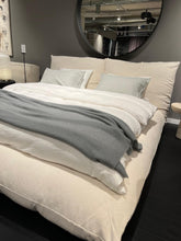 Italienisches Designbett