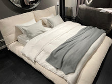 Italienisches Designbett